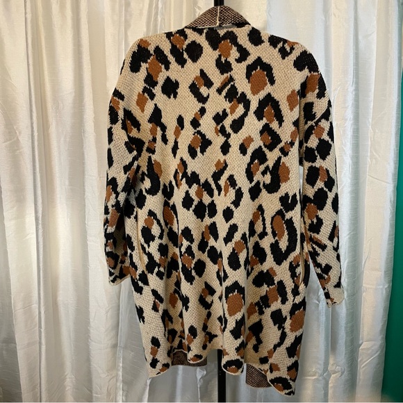 Knox Rose size Small leopard 🐆 print long cardigan with pockets - Picture 8 of 10